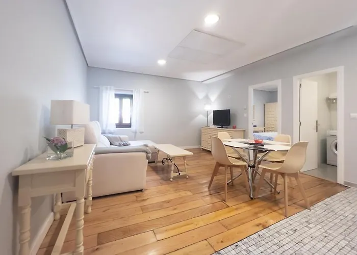 Santa Lucia * Cabezon De La Sal