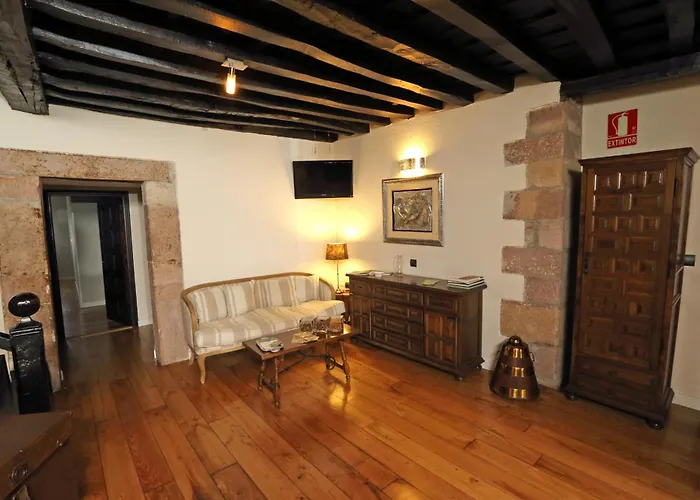 Santa Lucia Cabezon De La Sal